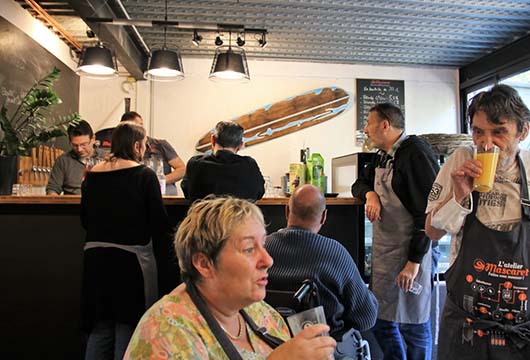 Dégustation des boissons artisanales de nos apprentis brasseurs à la brasserie Mascaret