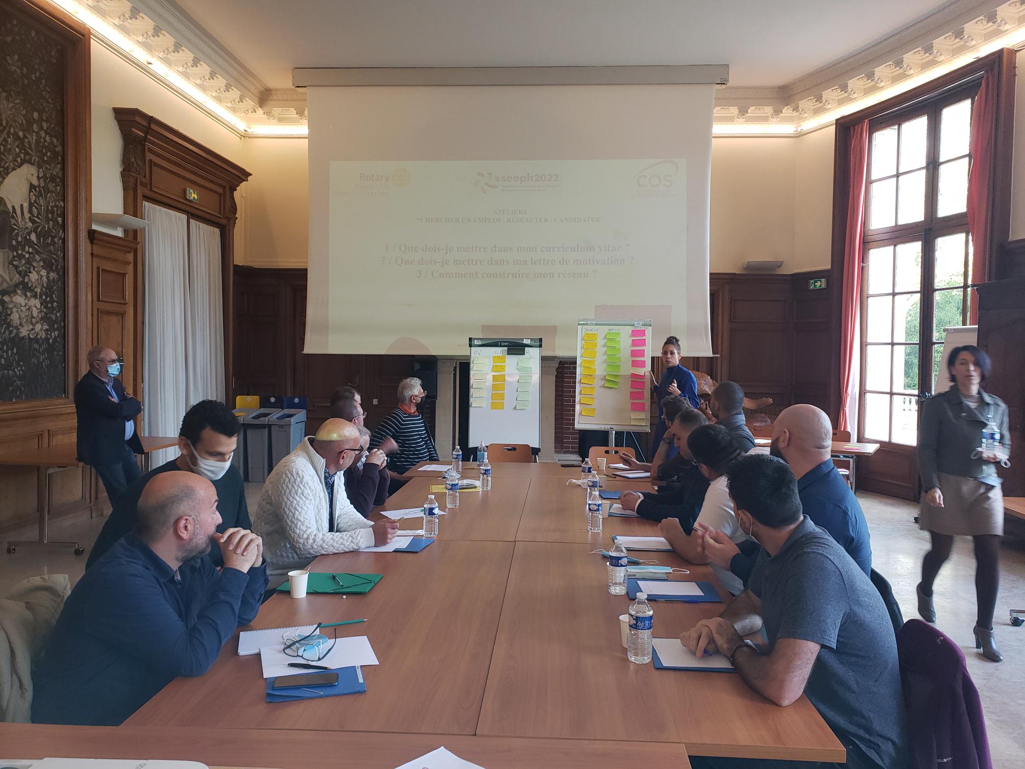 Coaching des stagiaires par le Rotary Club lors de la SEEPH