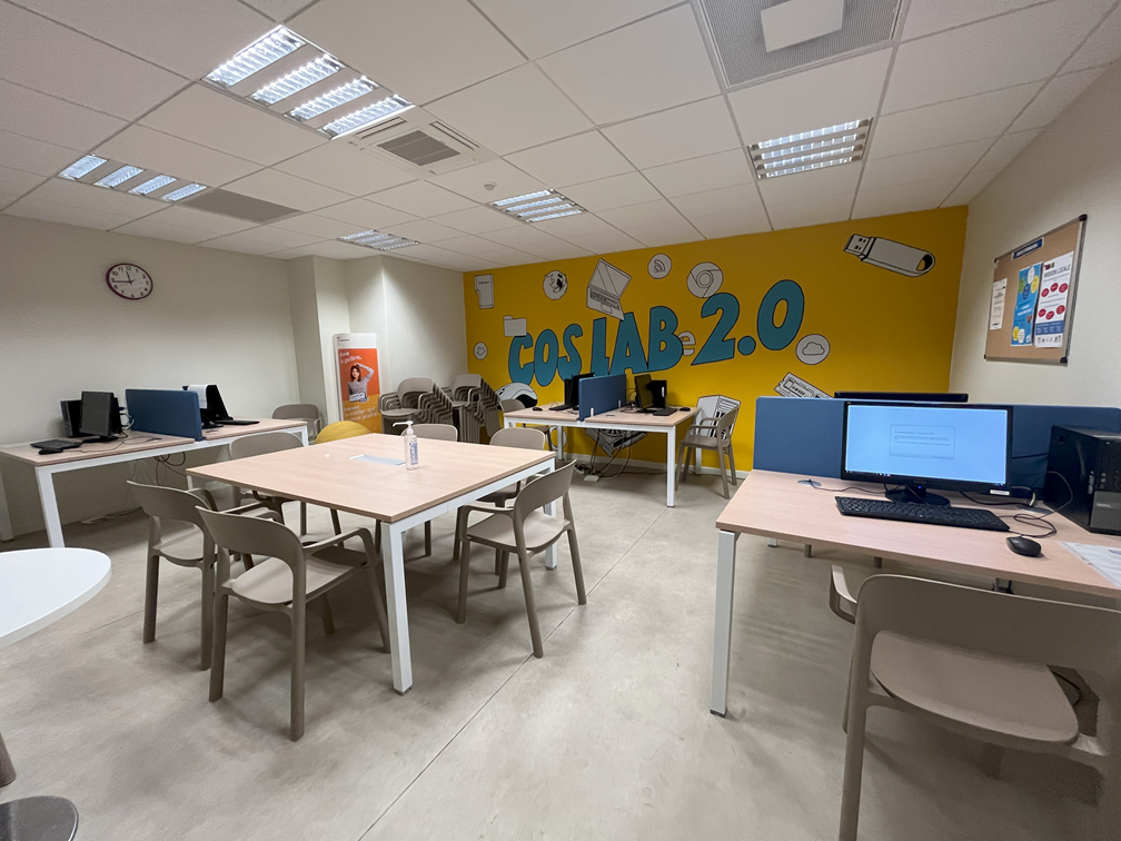 La salle informatique rénovée