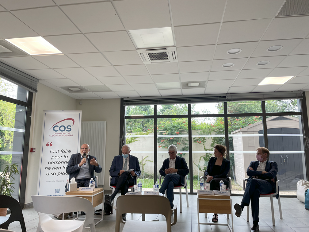 Les intervenants de la table-ronde