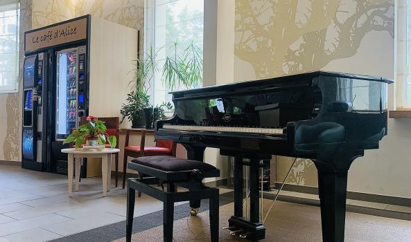 Piano au rez-de-chaussée