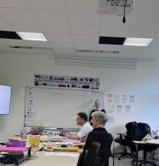 Echanges pédagogiques réussis entre stagiaires du COS CRPF